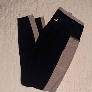 Beyond Yoga  Black and tan crossover Leggings